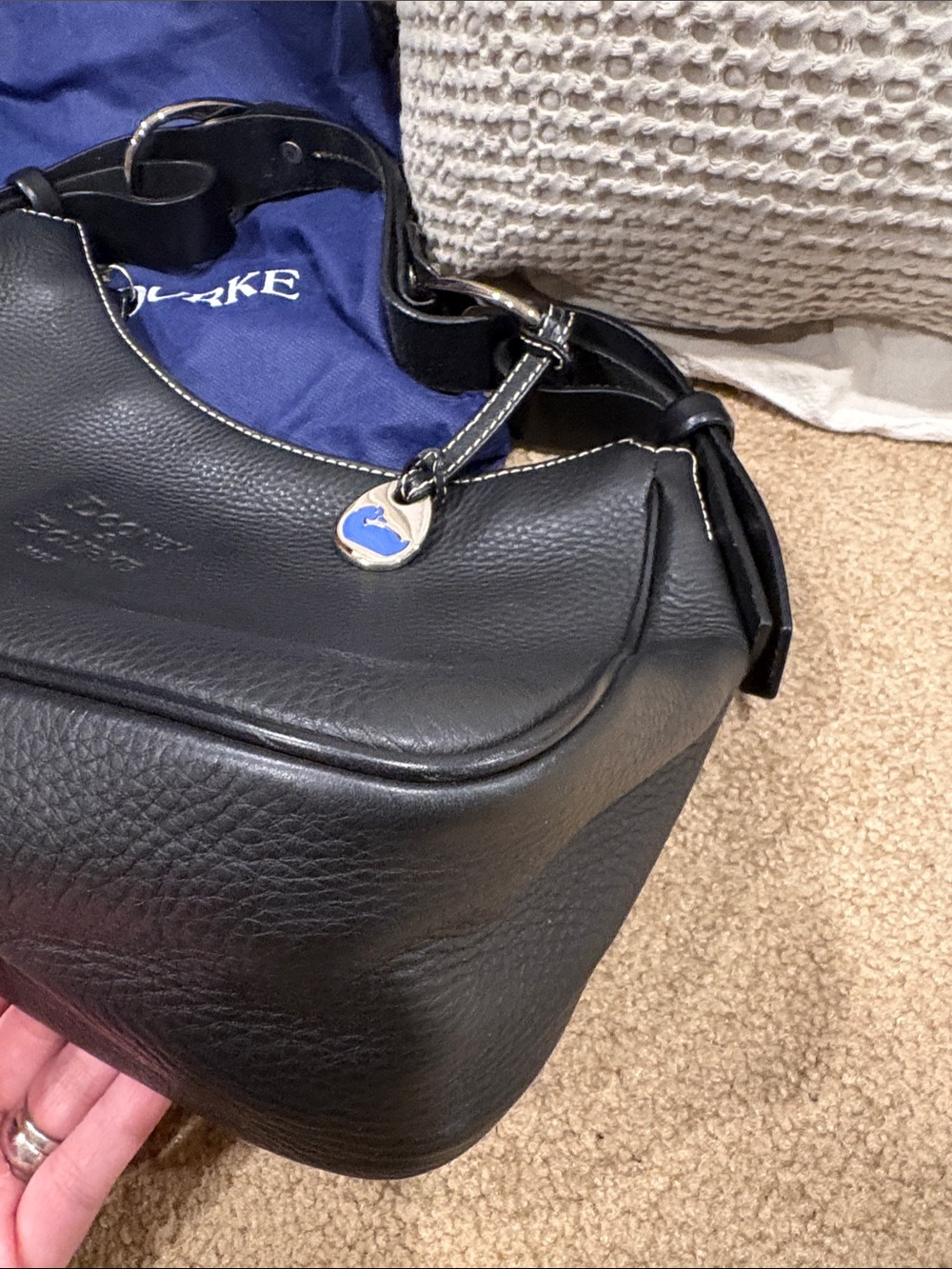 Dooney & Bourke shoulder bag - Picture 5 of 7